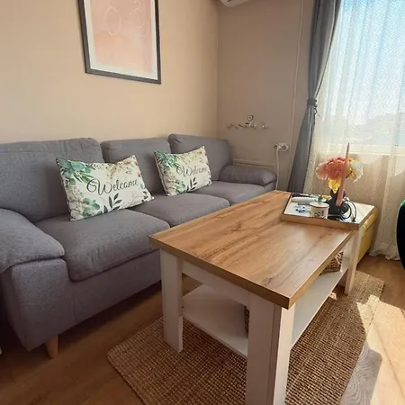 Annabella's Place Apartament *