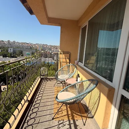 Annabella's Place * Βελίκο Τίρνοβο